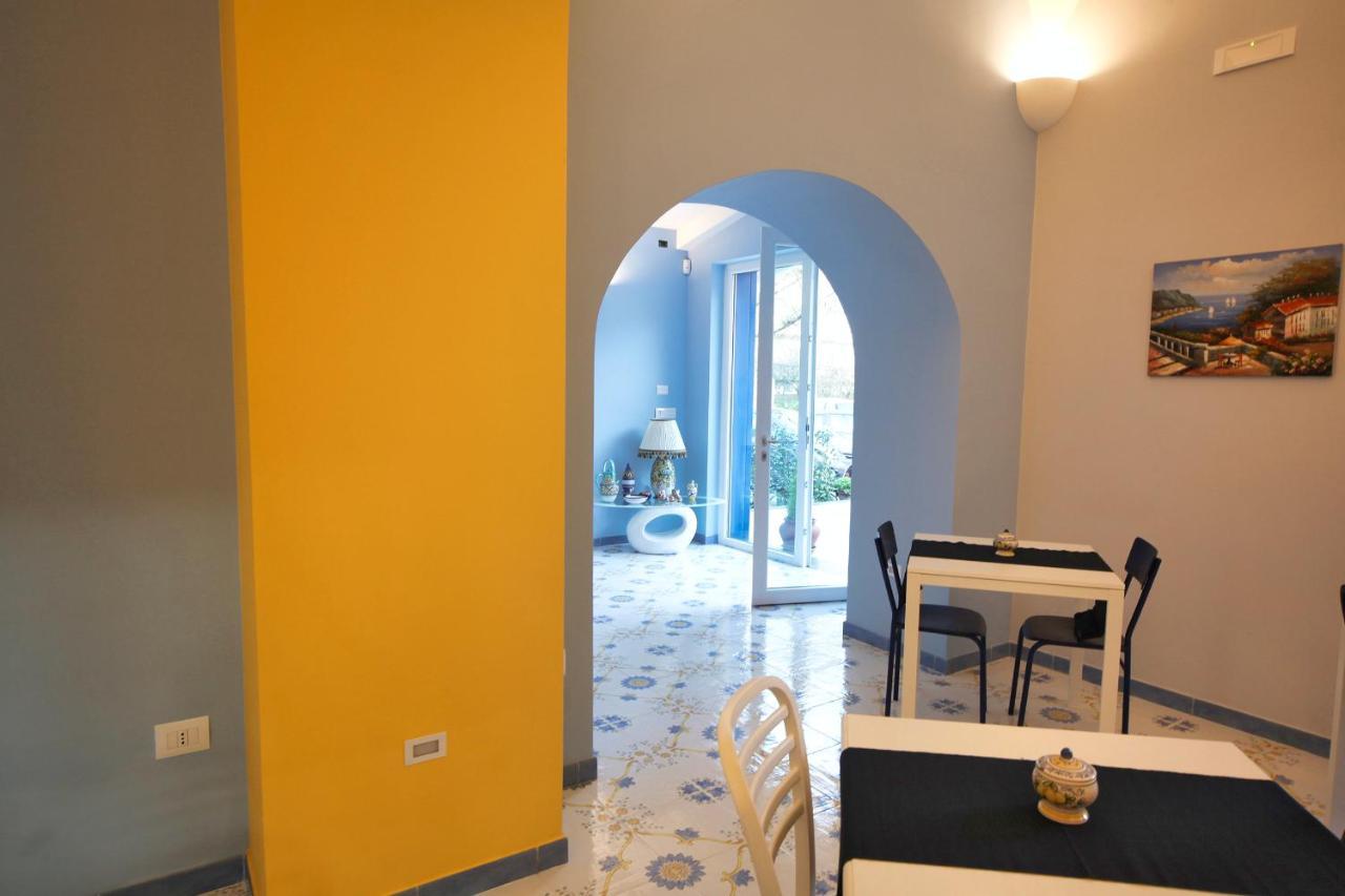 Domus Vilu Panzió Nocera Superiore Kültér fotó