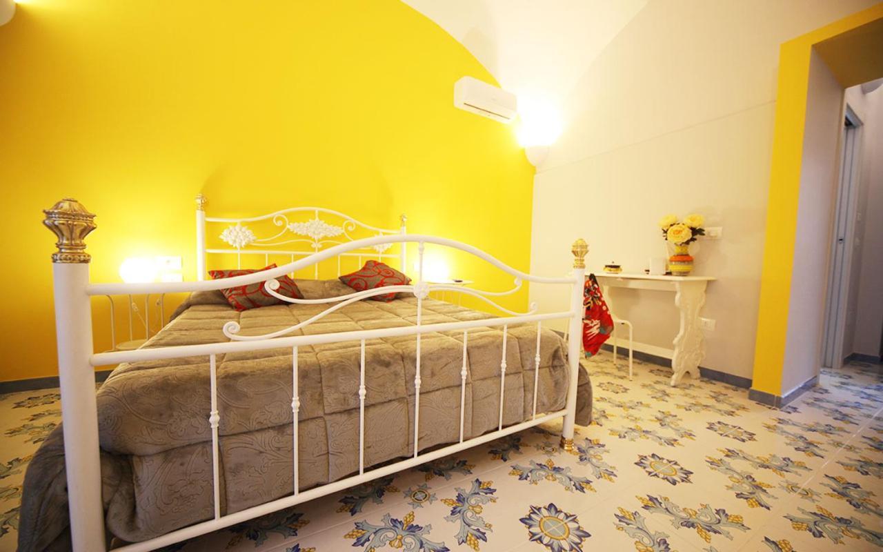 Domus Vilu Panzió Nocera Superiore Kültér fotó